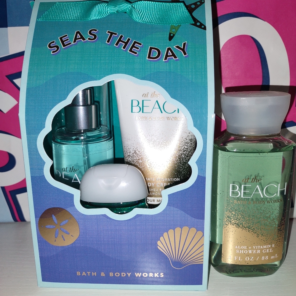 At the Beach Travel Set and Mini Shower Gel